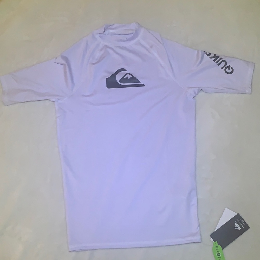 Quicksilver white rashguard Men’s Medium